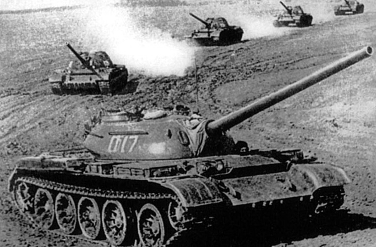 Kinh ngac phien ban “la” xe tang T-54 cua Viet Nam-Hinh-4
